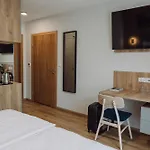 Hotel Jezioranka *