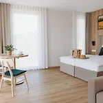 Hotel Jezioranka *
