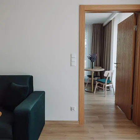 Otel Jezioranka *